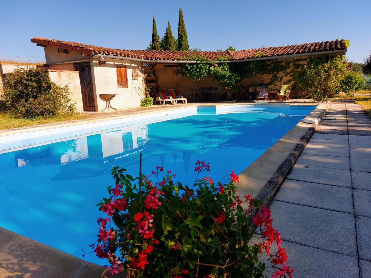 Les Gites De Campardon Monties Exterior foto